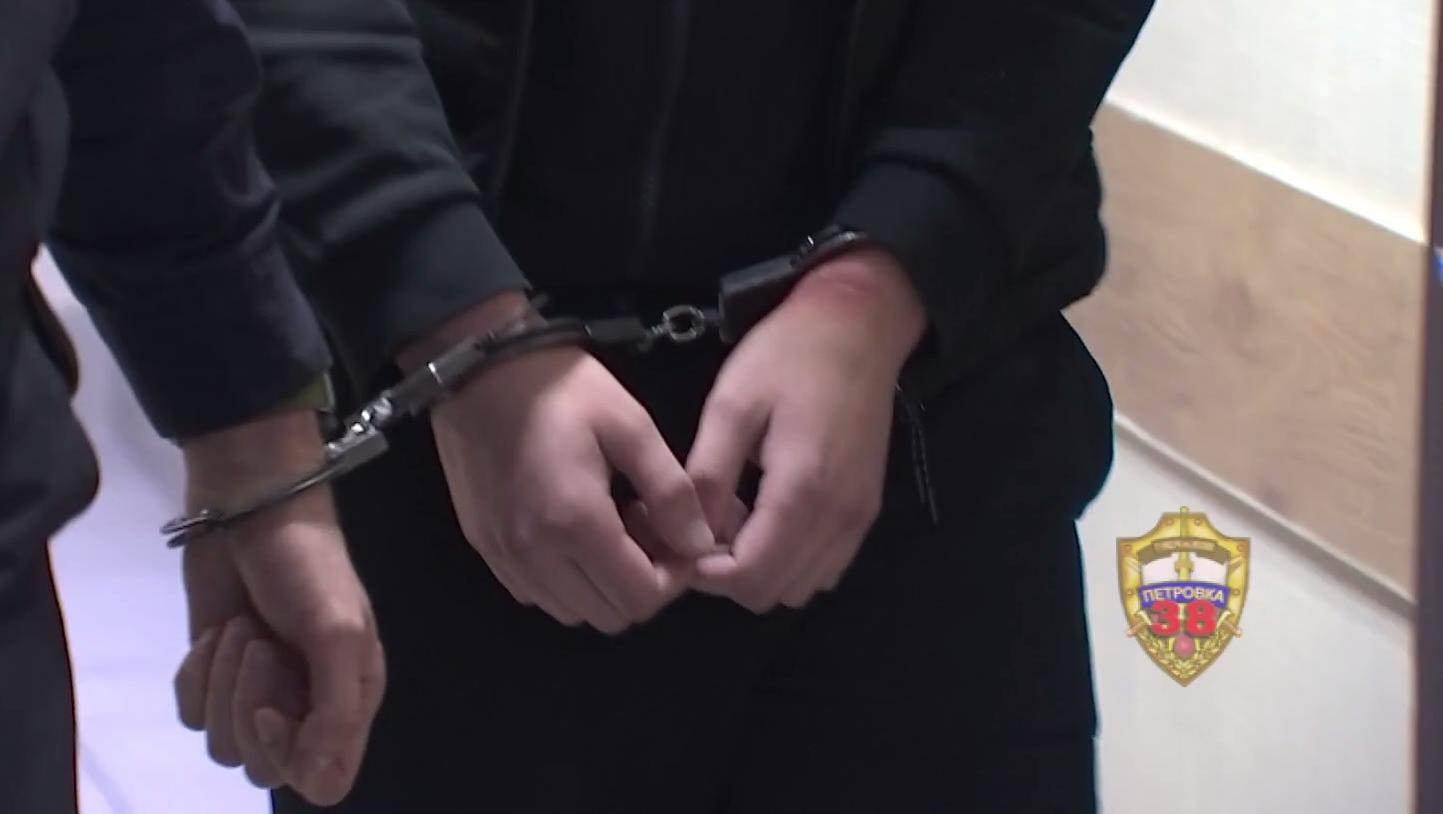 Полицией Москвы задержаны 4 подозреваемых в мошенничестве с ущербом 50 миллионов рублей