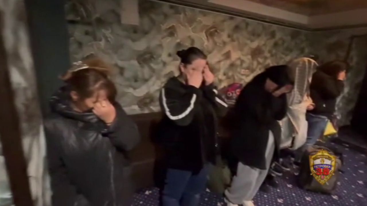 Столичные полицейские выявили в подвале дома в Кутузовском проезде притон для занятия проституцией