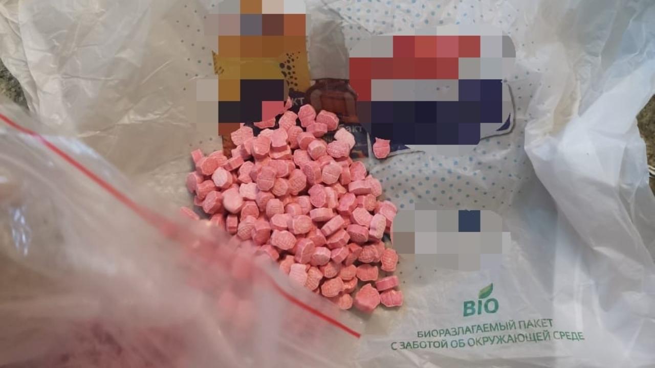 На Сахалине осудят троих наркосбытчиков из разных городов области, работавших на один онлайн-магазин