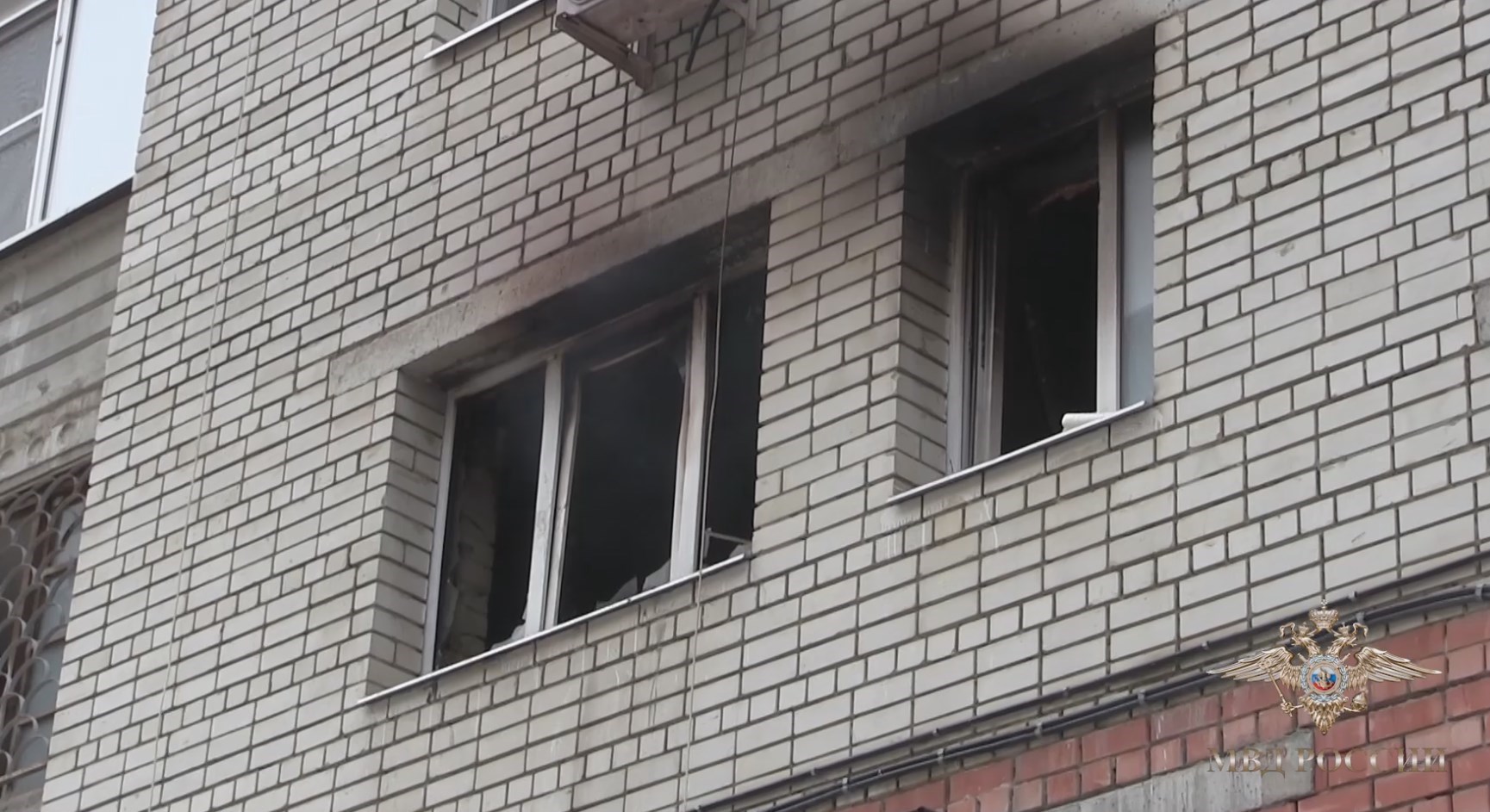 В Саратове полицейские спасли людей во время пожара