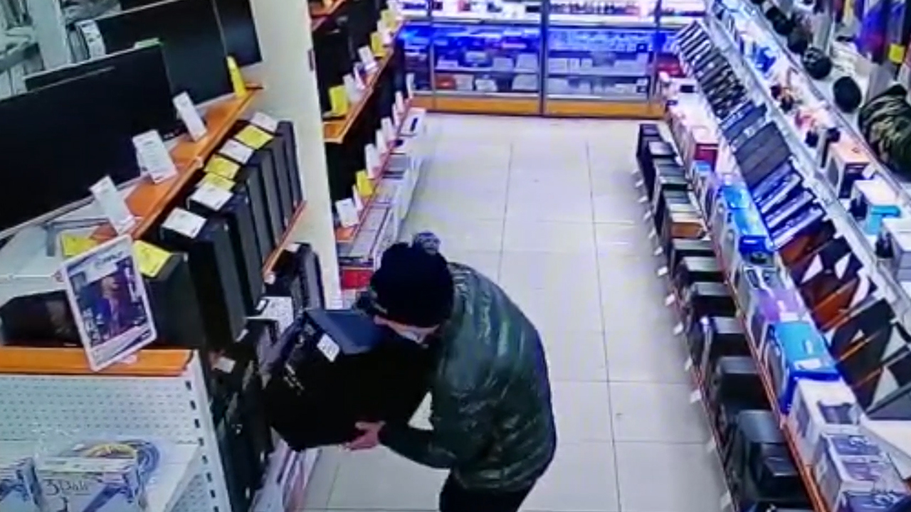 В Алтайском крае задержан подозреваемый в серии краж и грабежей