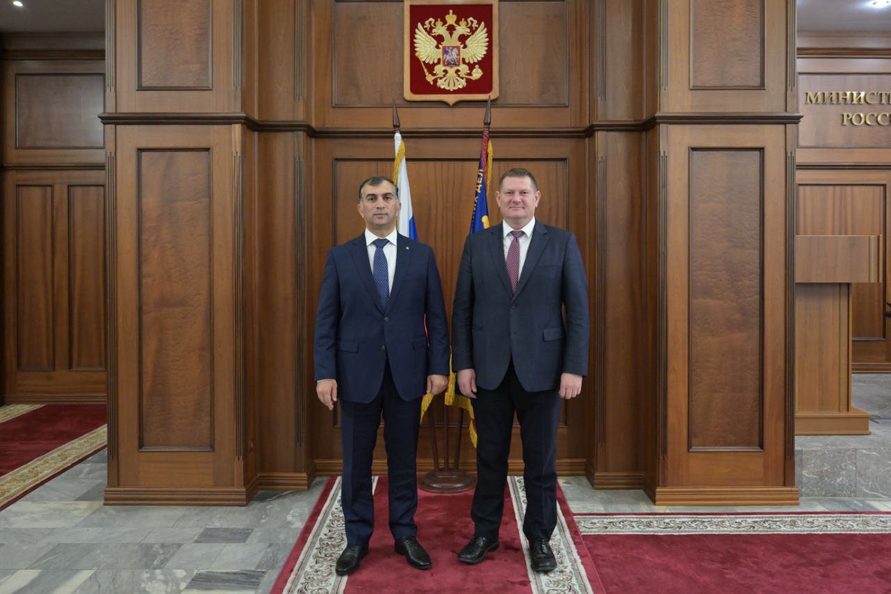 Представители НЦБ Интерпола МВД России провели встречу с азербайджанскими коллегами