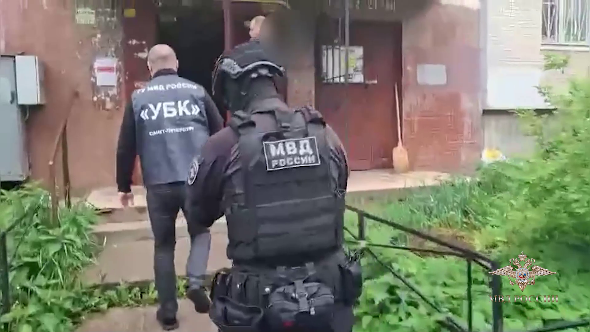 Ирина Волк: В Санкт-Петербурге полицейские задержали братьев-близнецов по подозрению в пособничестве иностранным IT-мошенникам