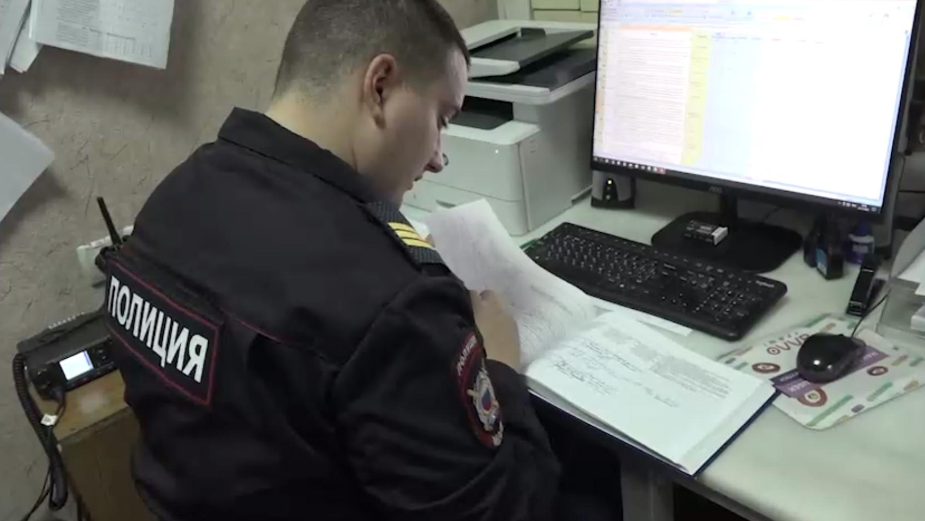 Полицейские в Запорожской области раскрыли кражу денег у 90-летнего пенсионера и задержали похитителей