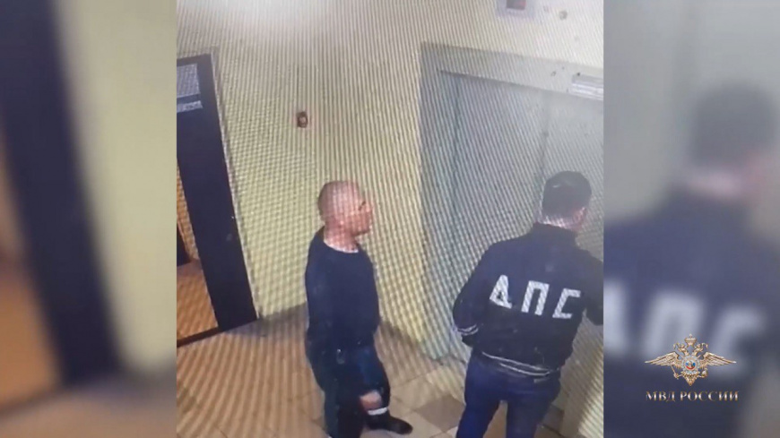 Мужчина в форме инспектора ДПС расплатился за покупку фальшивыми деньгами