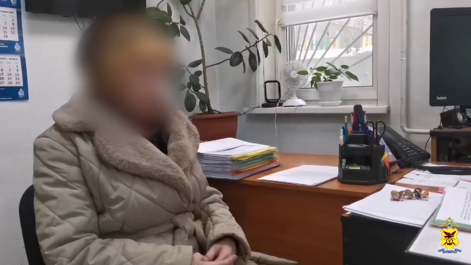 В Забайкалье бдительная сотрудница полиции уберегла бабушку от перевода аферистам более 3 млн рублей