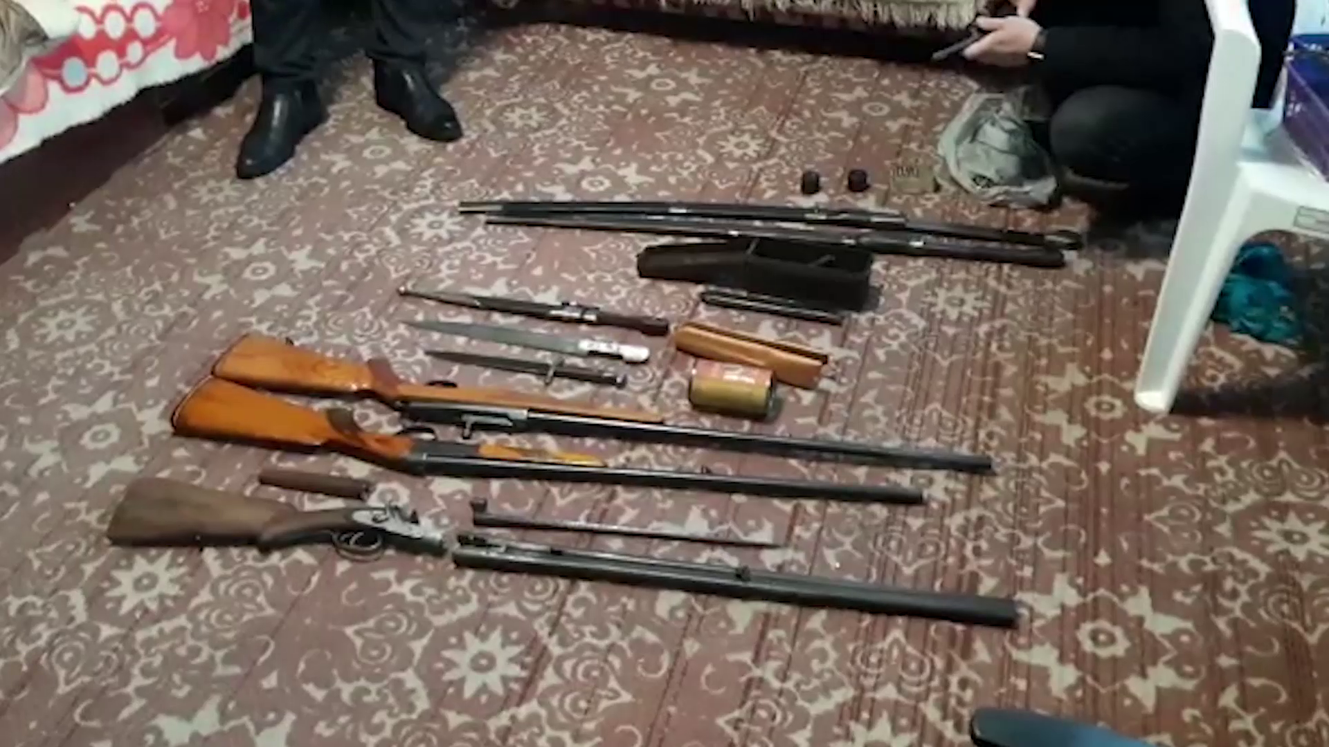 На Кубани местный житель ожидает суда за незаконное хранение оружия, патронов и пороха