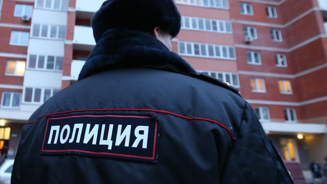Полицией Москвы предотвращена передача мошенникам денег, похищенных у 87-летней бабушки