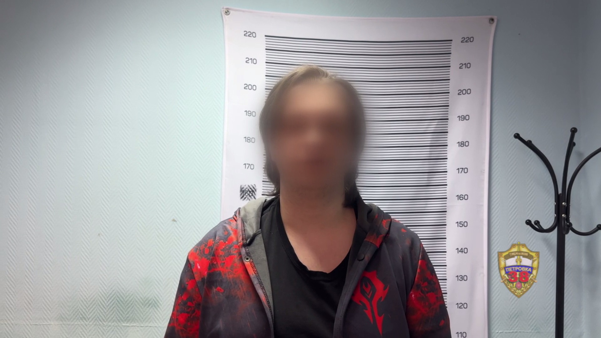 Менеджер салона сотовой связи в Москве уличён полицией в присвоении пяти мобильных телефонов