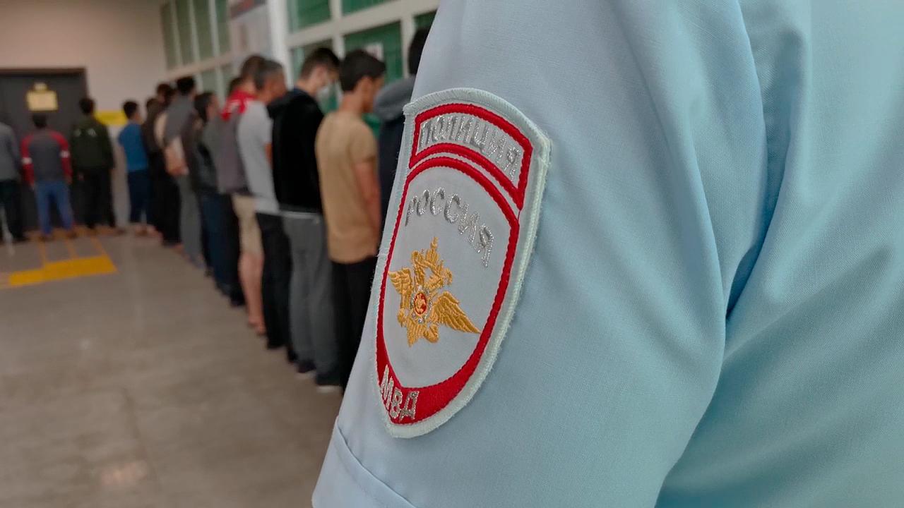 В Калининграде женщина стала фигуранткой более 100 уголовных дел за фиктивную регистрацию иностранцев