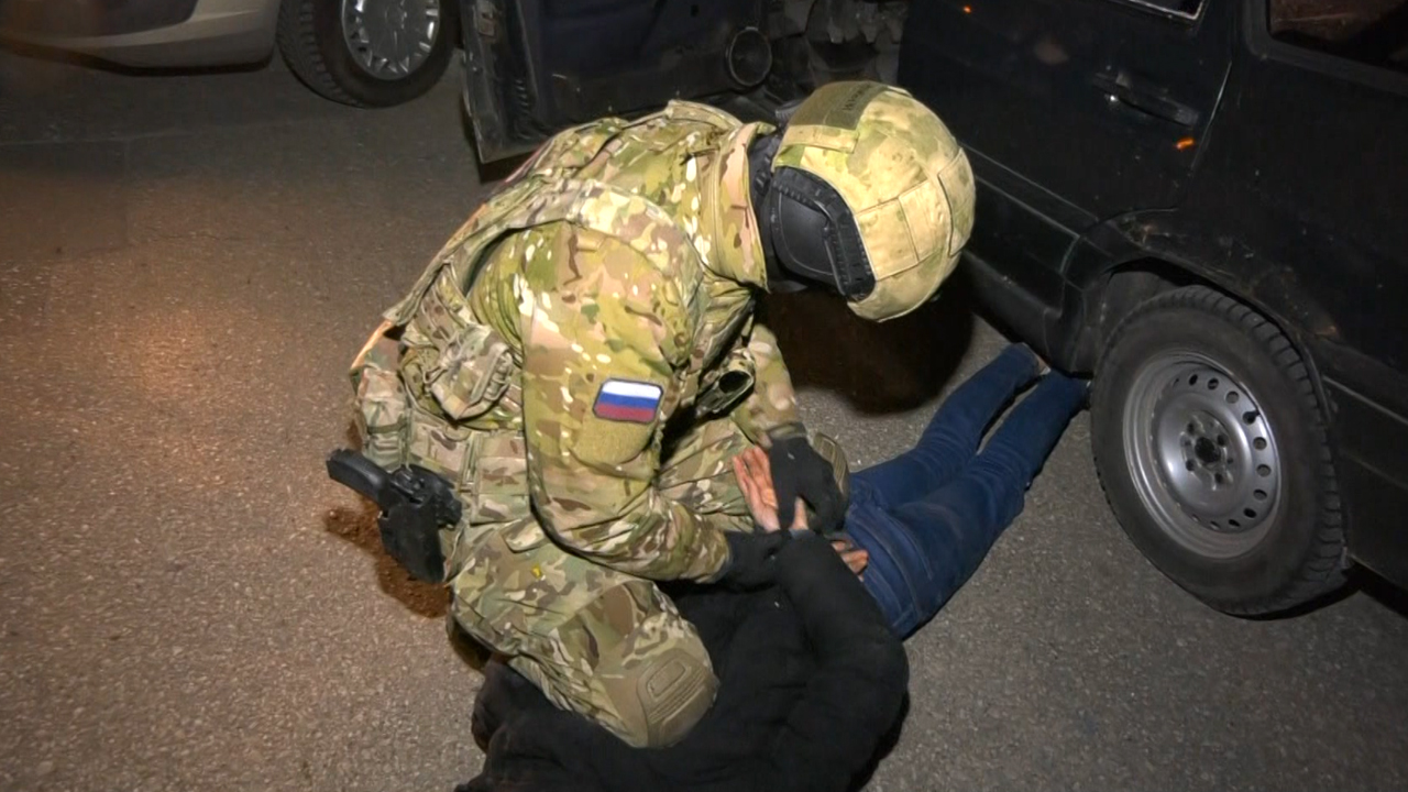 Полицейские Рязани задержали двоих подозреваемых в серии краж и мошенничестве