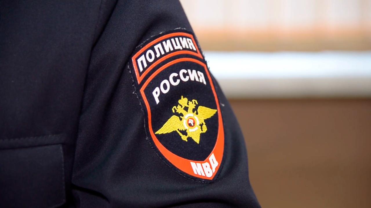 Столичные полицейские уличили москвича в краже экскаватора-погрузчика стоимостью 4,5 млн рублей