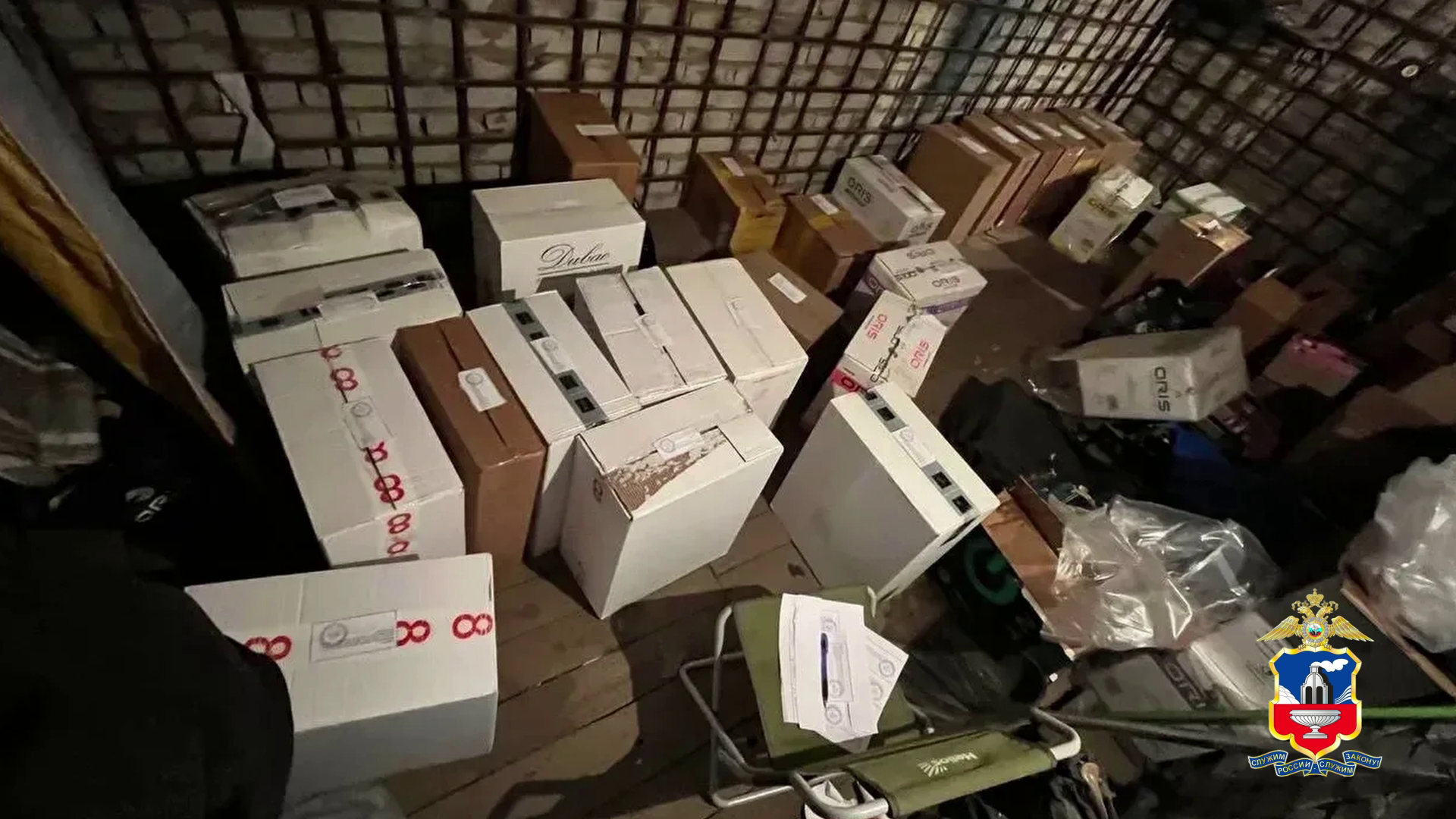 Партию безакцизных сигарет почти на 2 млн рублей изъяла полиция у жительницы Алтайского края