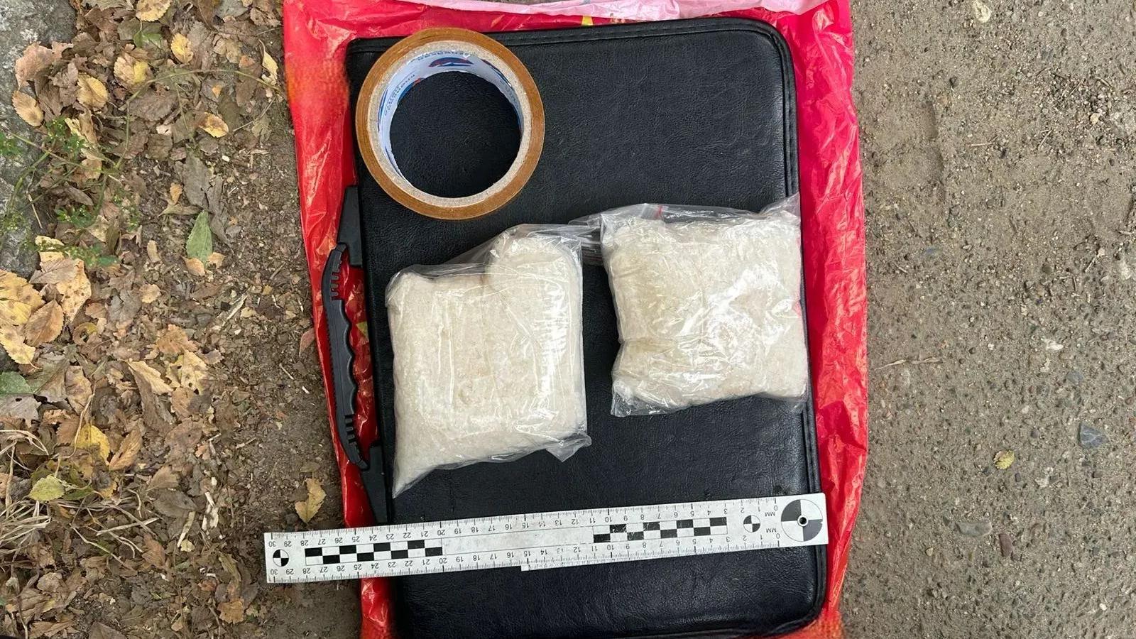 За попытку сбыта почти 3 кг наркотиков и легализацию преступного дохода осудят трёх жительниц Хабаровска