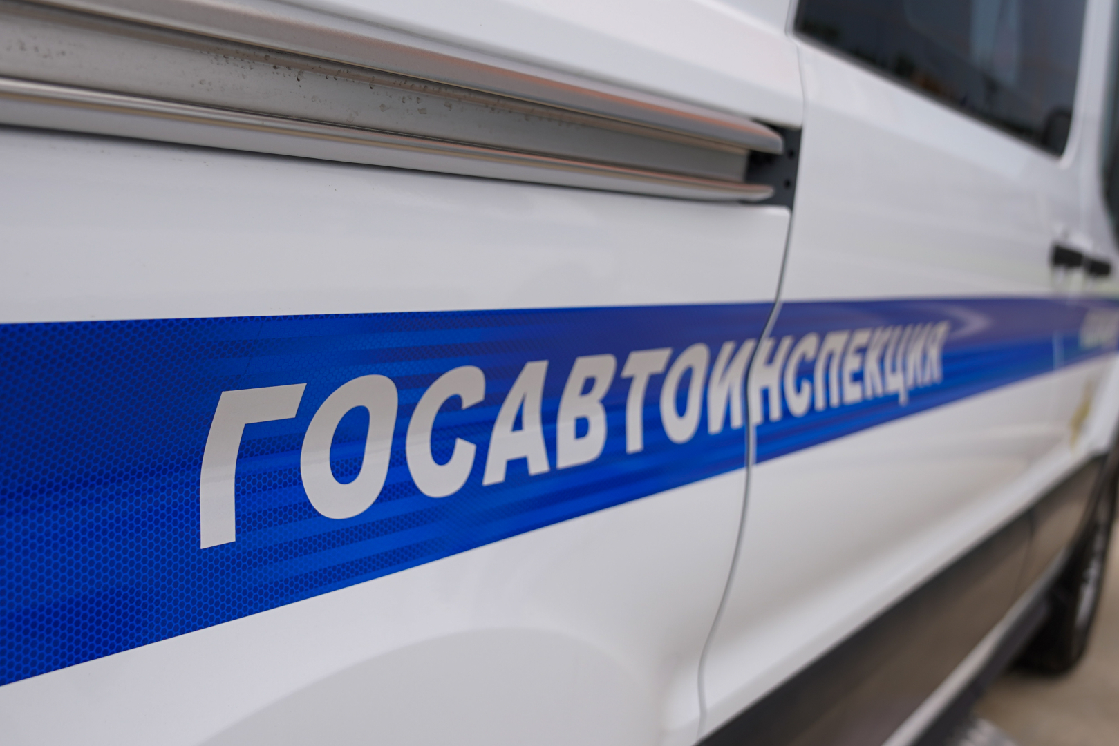 Полиция выясняет обстоятельства наезда трамвая на пешеходов на Васильевском острове в Санкт-Петербурге
