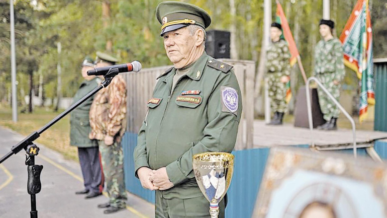 Являться образцом во всём