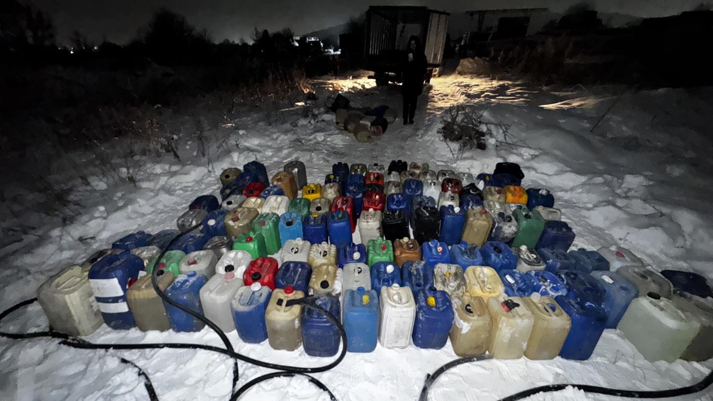 Транспортные полицейские пресекли попытку хищения тонны бензина из вагона-цистерны в Липецкой области
