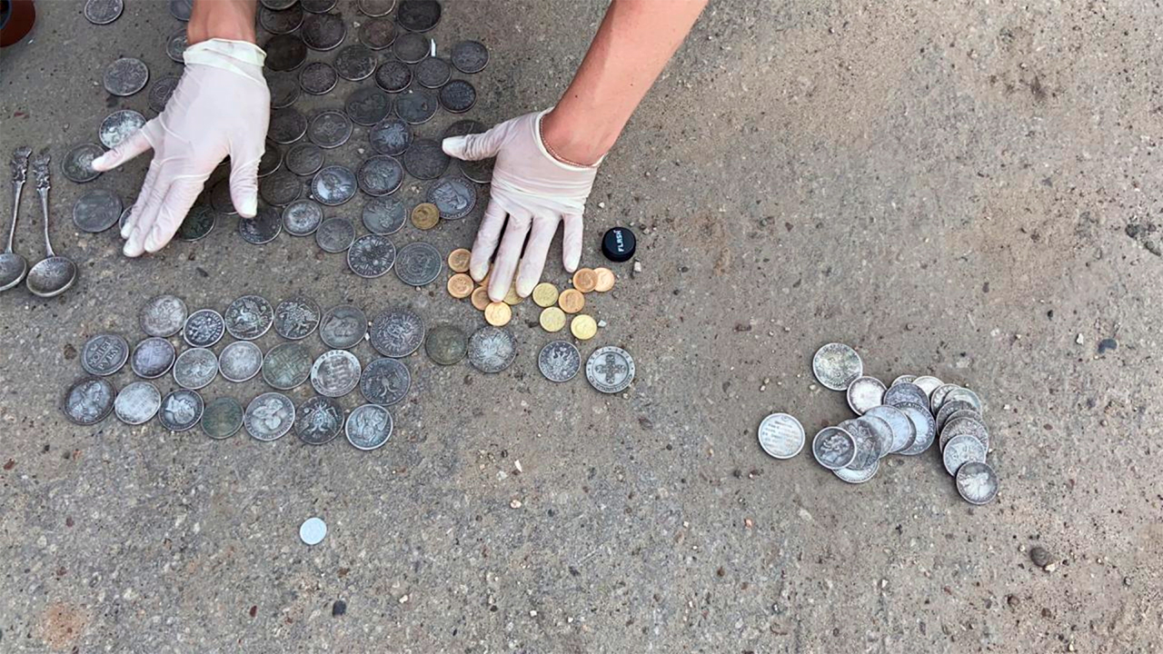 Задержан подозреваемый, совершивший ограбление пенсионера под предлогом продажи старинных монет