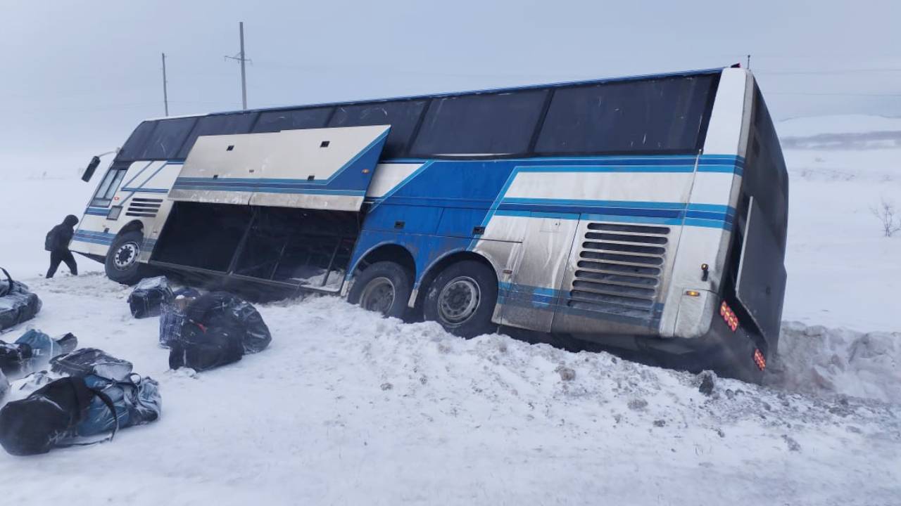 В Оренбургской области полицейские оказали помощь 52 иностранным гражданам, попавшим в ДТП