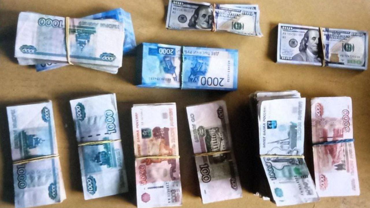 Полицейскими возбуждено уголовное дело о незаконной банковской деятельности в Запорожской области
