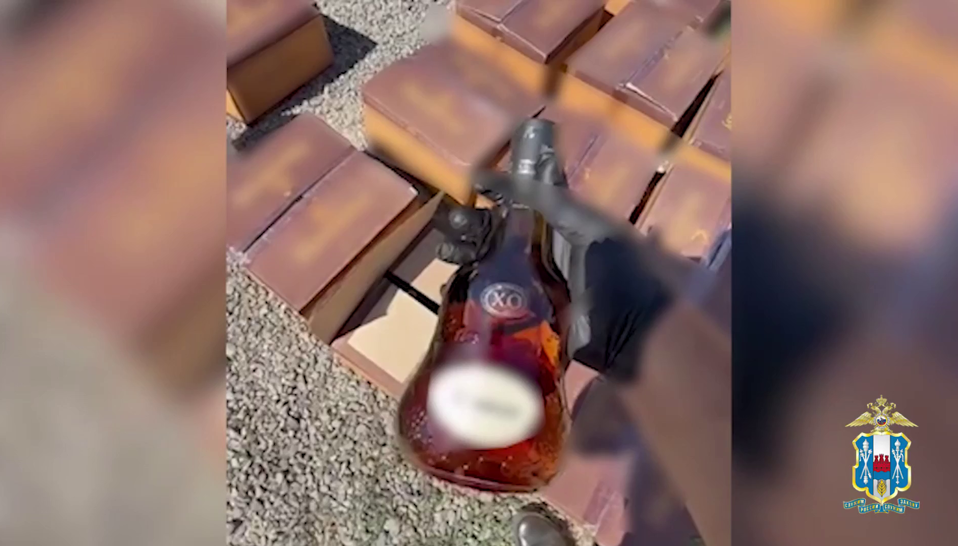 Подпольное производство водки и коньяка под видом известных брендов выявили ростовские оперативники