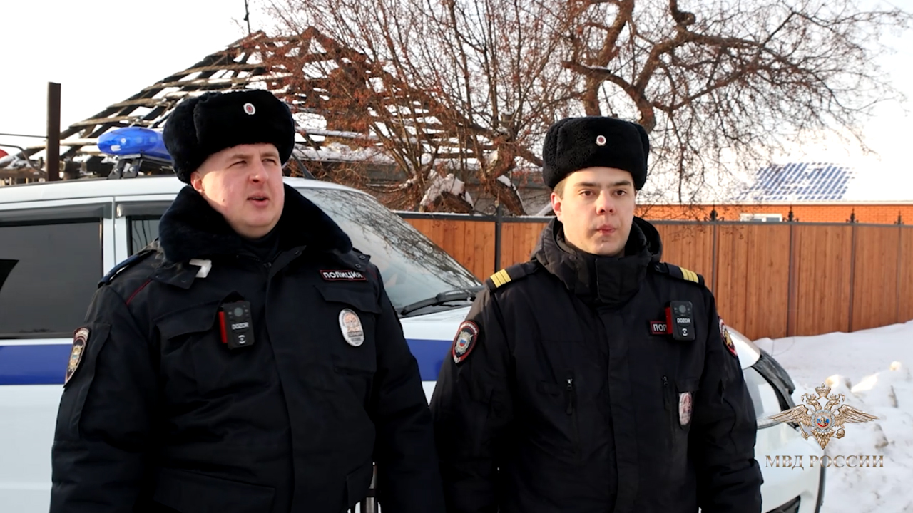 Ирина Волк: В Омске полицейские спасли пенсионера, пострадавшего на пожаре