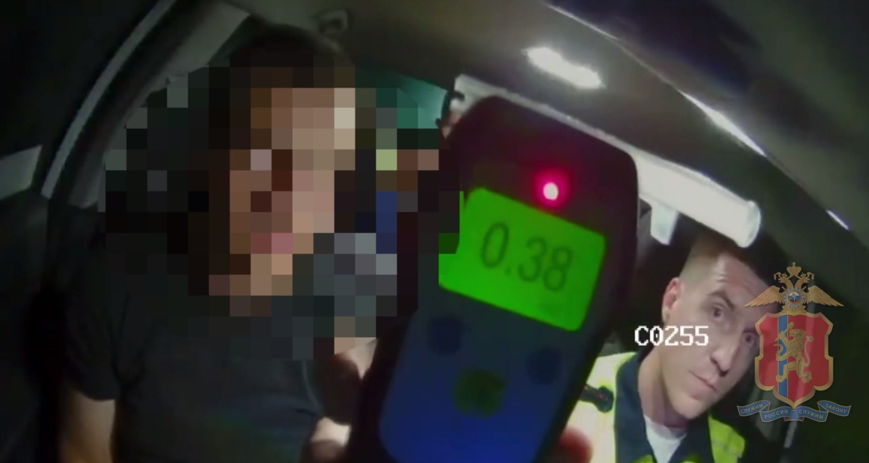 В Красноярске автоинспекторы применили табельное оружие для остановки нетрезвого водителя ВАЗа