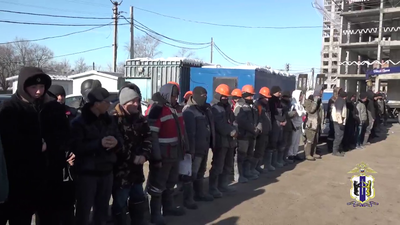За пять дней полицейские Хабаровского края выявили 367 нарушений миграционного законодательства