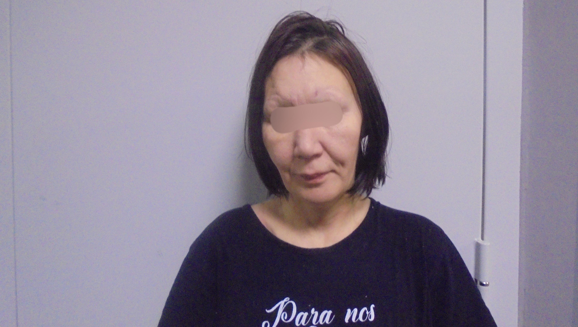 Жительница Сургута получила 10 суток ареста за пьяный дебош в аэропорту и сопротивление при задержании