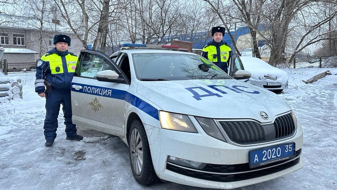 В Череповце полицией задержан нетрезвый лихач, который на ходу выскочил из иномарки, чтобы скрыться