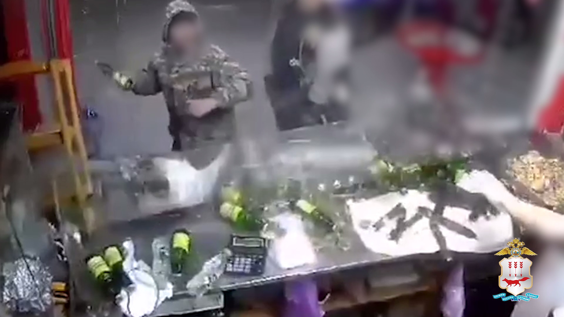 В Мордовии полицейские задержали бизнесмена, устроившего дебош у павильона по продаже шаурмы