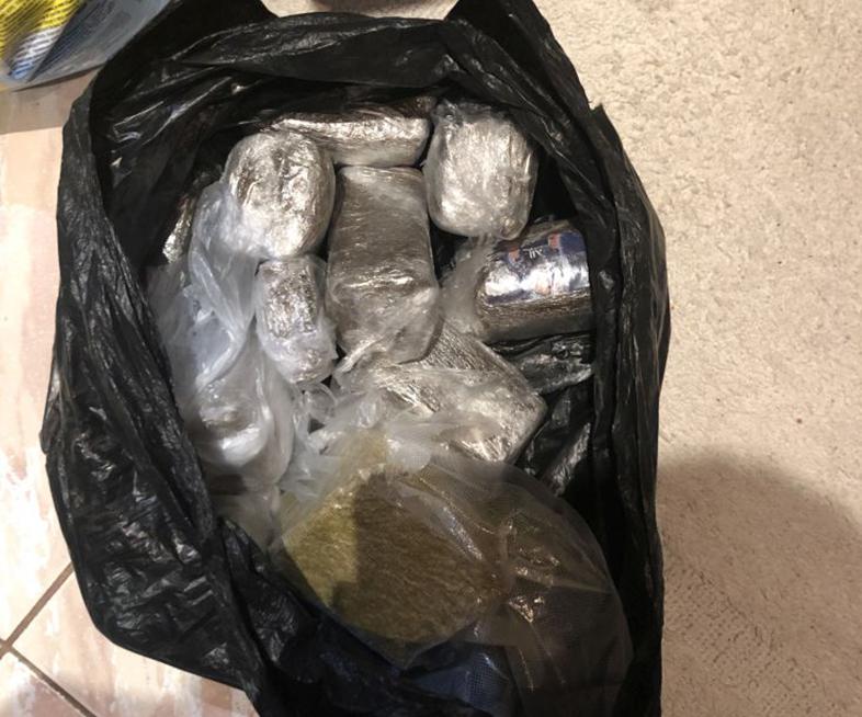 Во Владимирской области полицейские задержали троих друзей-наркосбытчиков