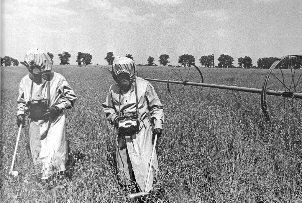 Замер радиации на поле