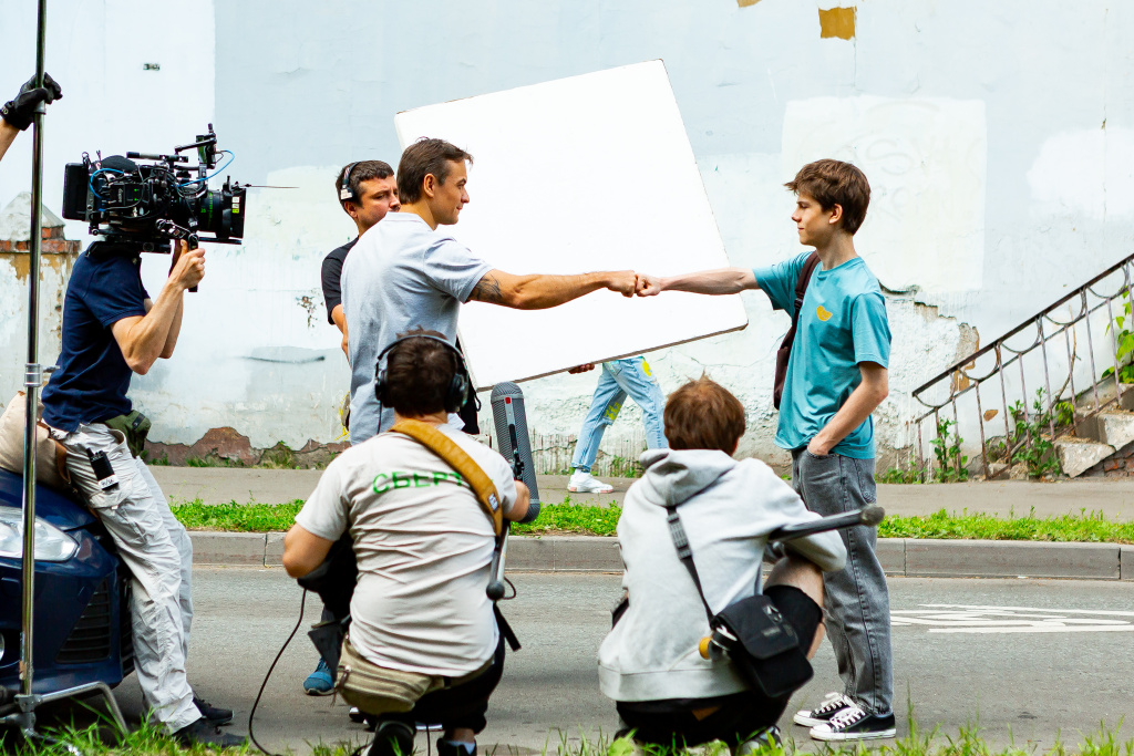 На съёмках сериала «Цифровой код», 2022 г.