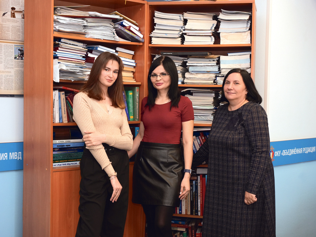 ФОТО: Андрея Лисовского / На фото корректоры Ксения Афанасьева, Наталья Гладских, Наталья Половинская