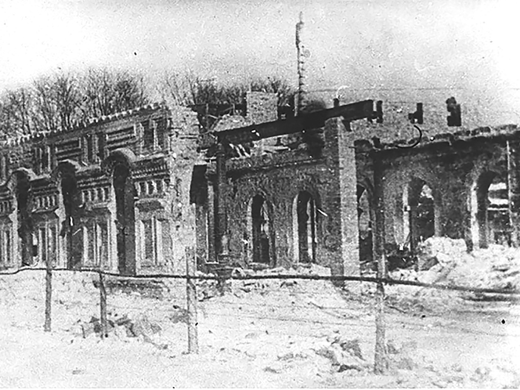 ФОТО: из открытых источников / Руины на вокзале в Бресте, 1941 год