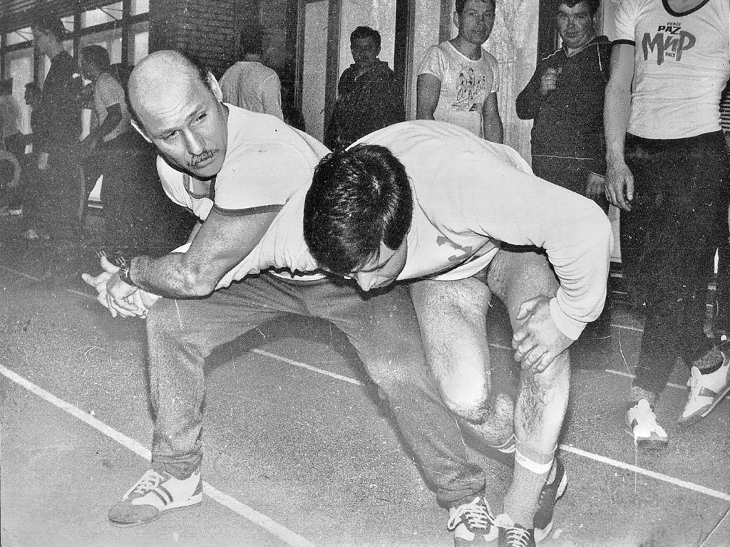 Благодаря отличным спортивным данным Владимира Ракова пригласили в первую экспериментальную оперативную группу