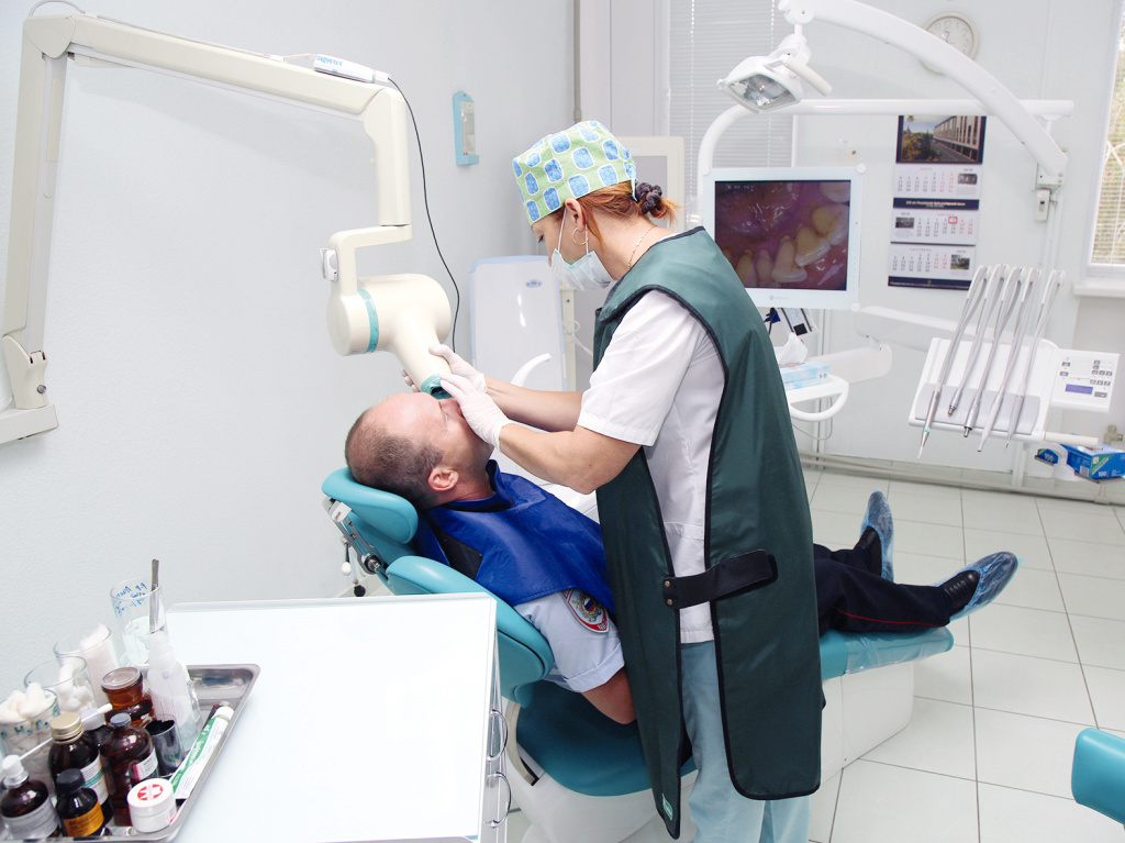 На приёме у стоматолога