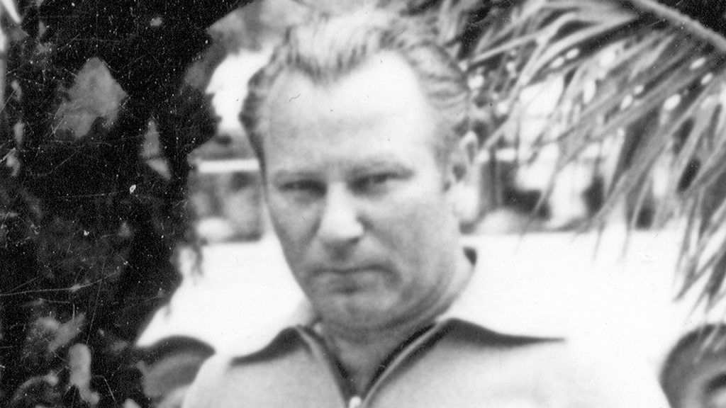 Его главное кредо - быть полезным