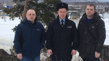 Владимир Колокольцев подписал приказ о награждении полицейских, спасших подростка