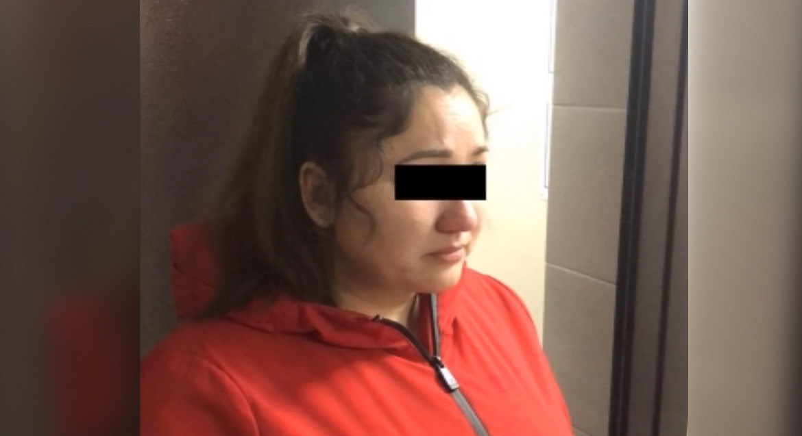 Московские полицейские задержали подозреваемую в хранении и сбыте наркотического средства