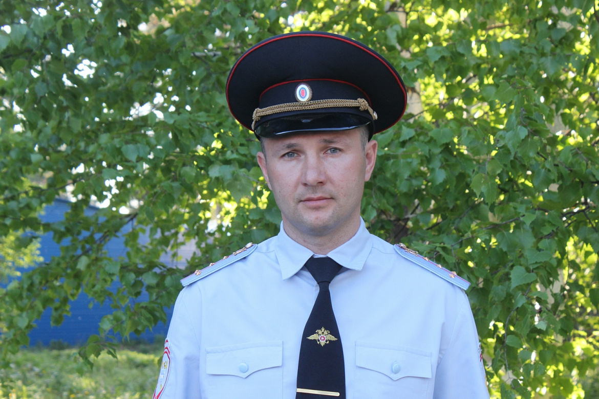 В Красноярском крае полицейский спас тонущего в реке ребенка