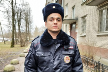 Участковый в Санкт-Петербурге предотвратил возможную трагедию с маленьким ребенком