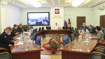 В МВД России обсудили вопросы обеспечения правопорядка и общественной безопасности в «День знаний» и единый день голосования