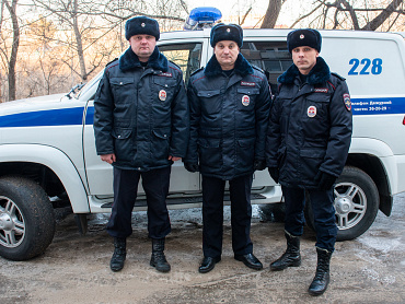 В Хабаровске полицейские спасли из пожара семилетнего ребёнка