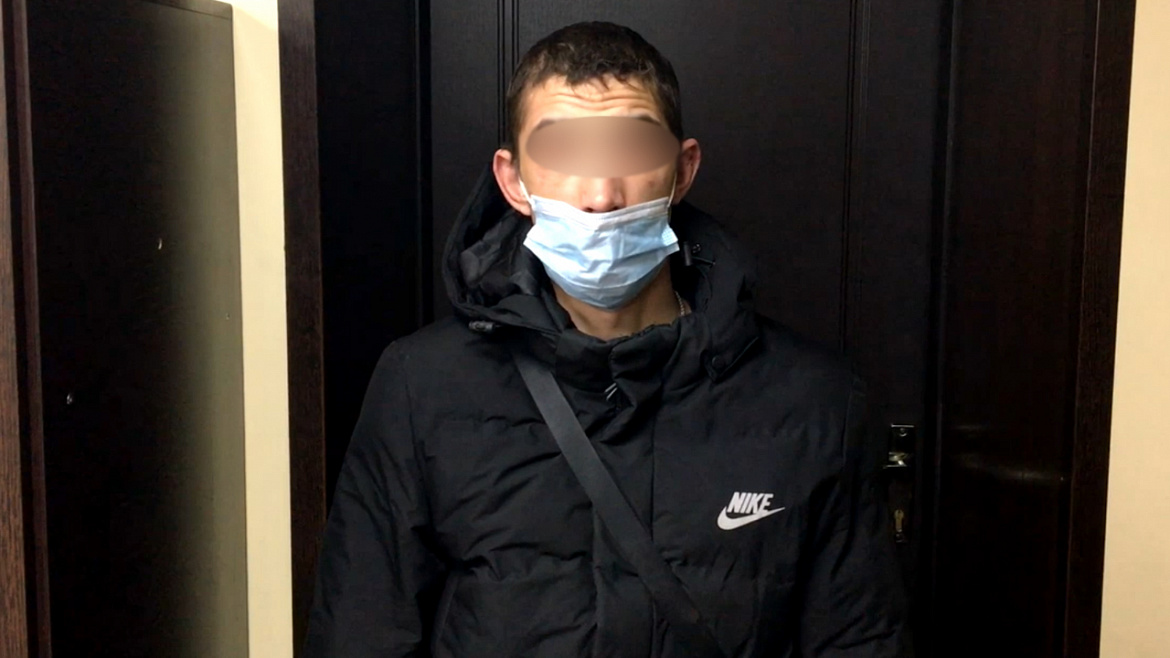 В Иркутской области сотрудники ГИБДД в ходе погони задержали нетрезвого лихача