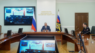 Владимир Колокольцев представил личному составу своего заместителя Андрея Храпова