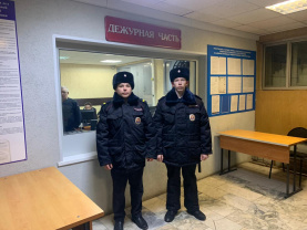В Томске сотрудники патрульно-постовой службы спасли от огня двух детей