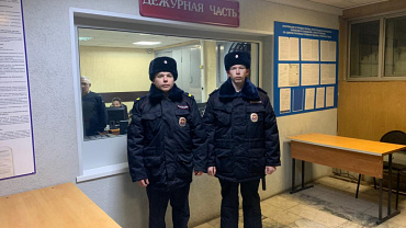В Томске сотрудники патрульно-постовой службы спасли от огня двух детей