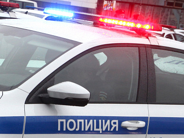 Сотрудники полиции спасли 3-летнюю девочку при пожаре на юге Санкт-Петербурга